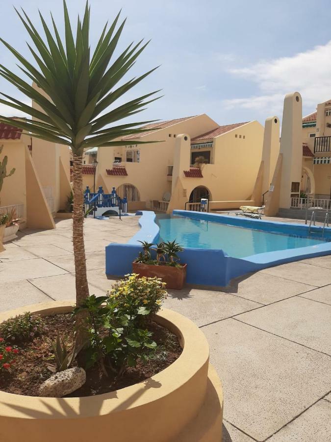 אדחה Comfortable Apartment Next To The Pools מראה חיצוני תמונה